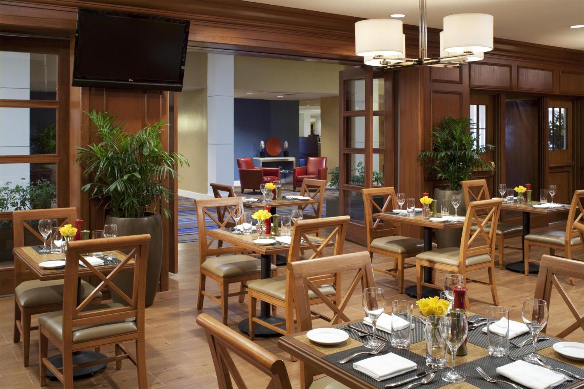 Sheraton Albuquerque Uptown By Marriott Exterior photo