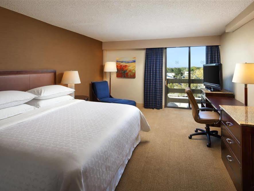 Sheraton Albuquerque Uptown By Marriott Exterior photo